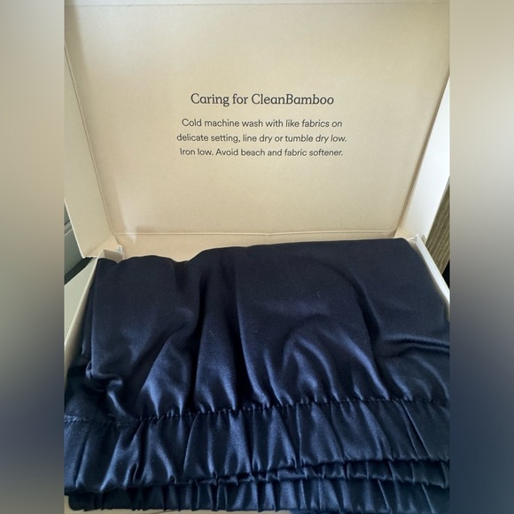 Ettitude Sateen Shortie Ocean. Size XL. 100% Bamboo - Picture 2 of 3